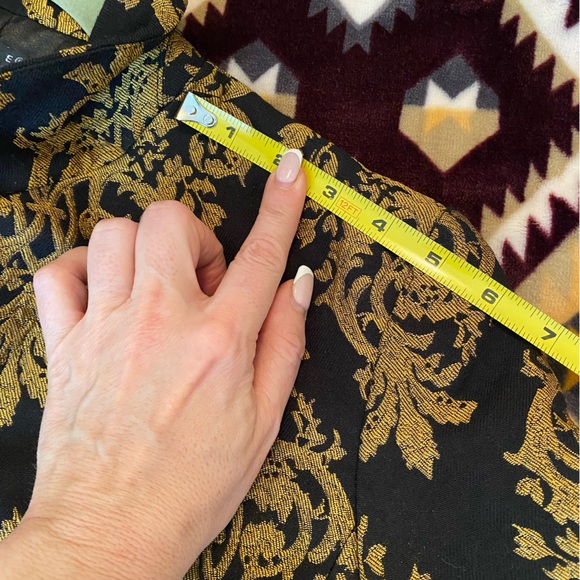 Carole Little black and gold long jacket w/crystal buttons in size 8. NWT - Picture 12 of 15